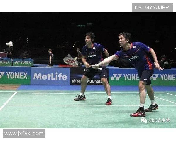 羽毛球战术解析：杭州羽毛球队如何实现中路突破的秘密与技巧